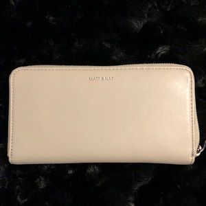 Matt & Nat Cream Coloured Wallet